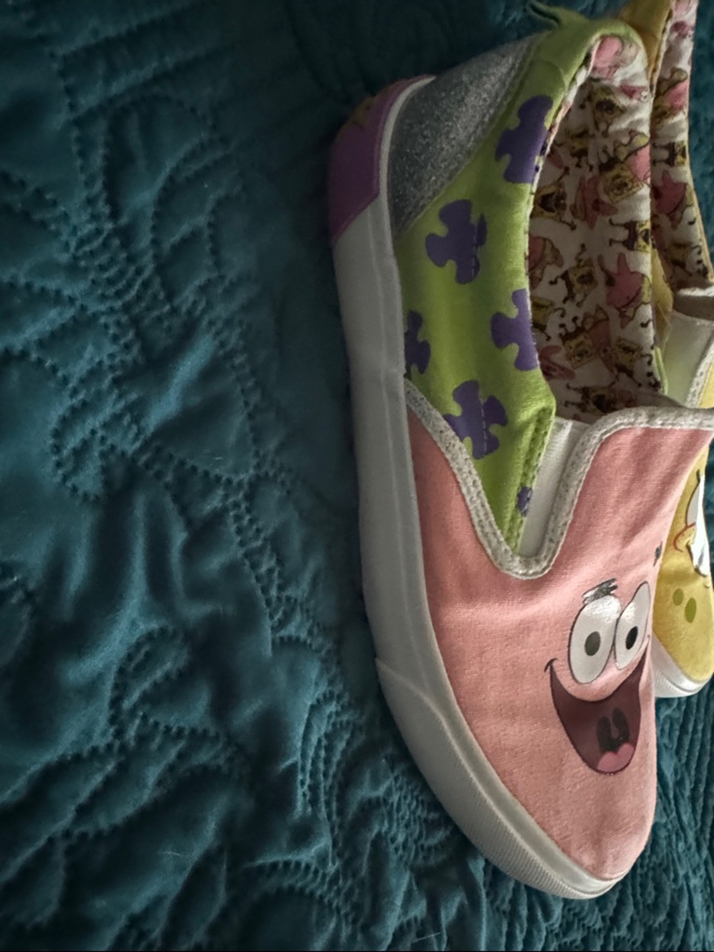 SpongeBob SquarePants Pink & Yellow Character Lined Slip-Ons - Picture 6 of 7